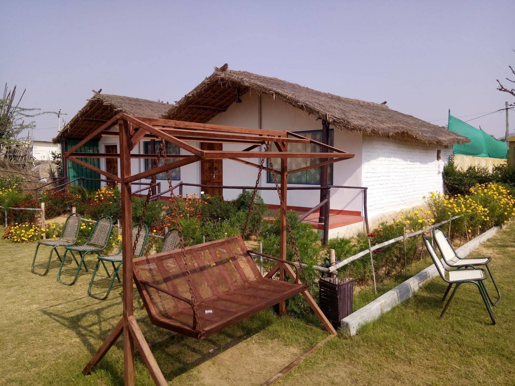 The Narayan Resort Farm Stay Pushkar Eksteriør billede